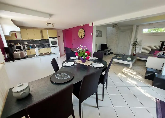 Des Faisans Дом отдыха *