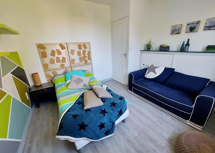 Des Faisans Дом отдыха Courbeveille